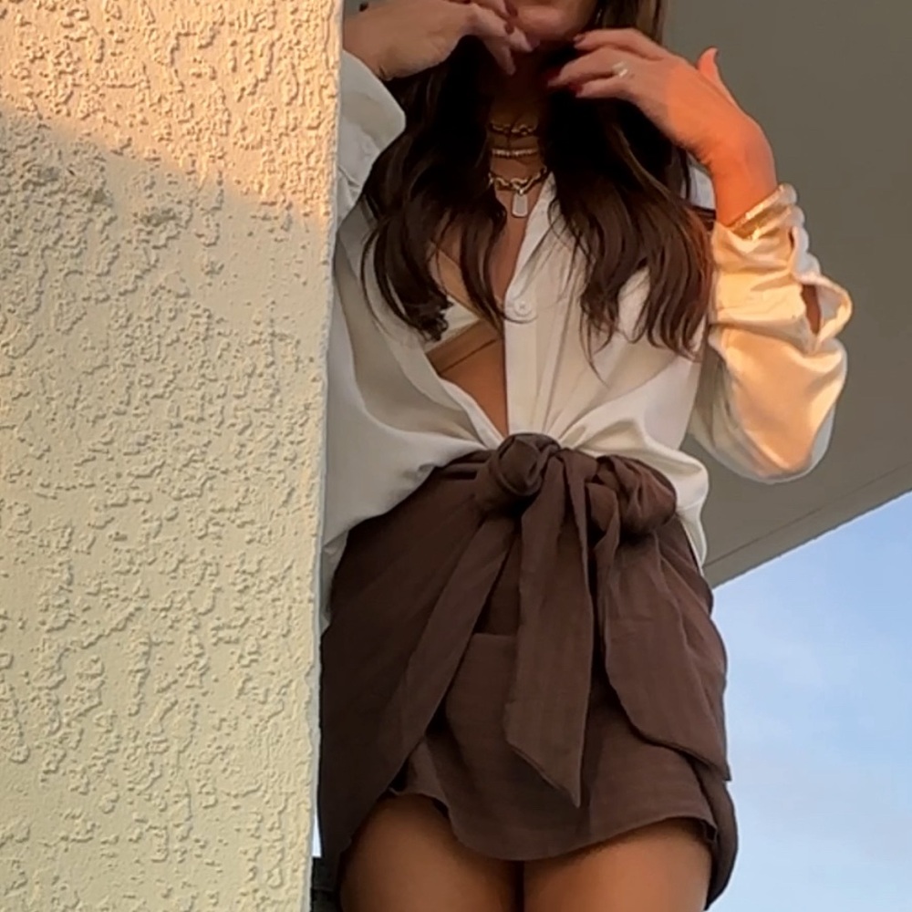 Show po brown wrap mini skirt